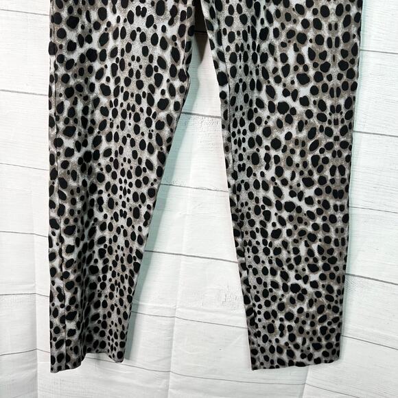 Krazy Larry Womens size 6 Leopard Animal Print Pull On Elastic Waist Pants - Picture 4 of 7